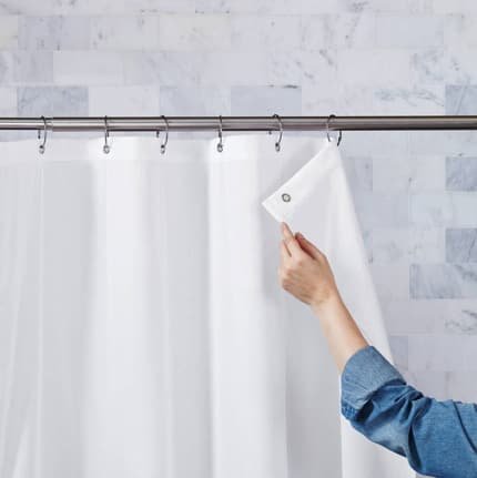 Curtains Installation